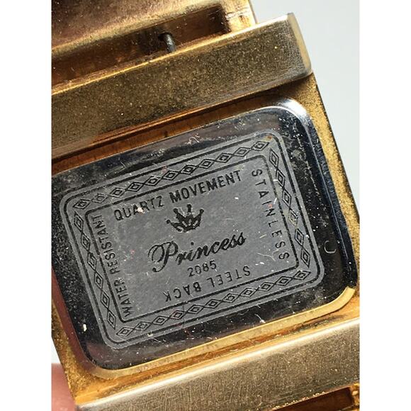 Princess Womens Gold Tone Watch Wristwatch Aztec Quartz Water Resistant 2085 - Picture 5 of 6